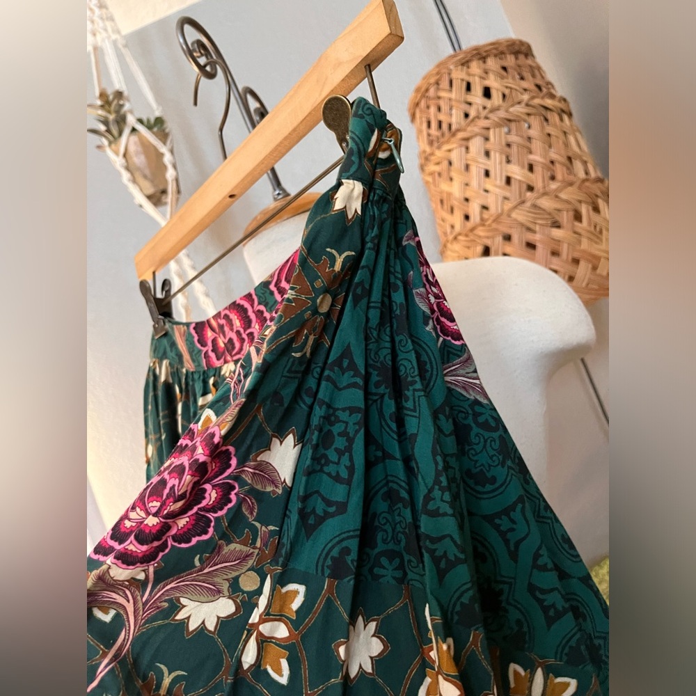 ▪️Anthropologie Geisha Designs Abstract Satin Maxi Scarf Boho Print Skirt Rare - Picture 9 of 12